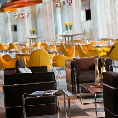 Courtyard By Marriott Doha City Center Eksteriør billede